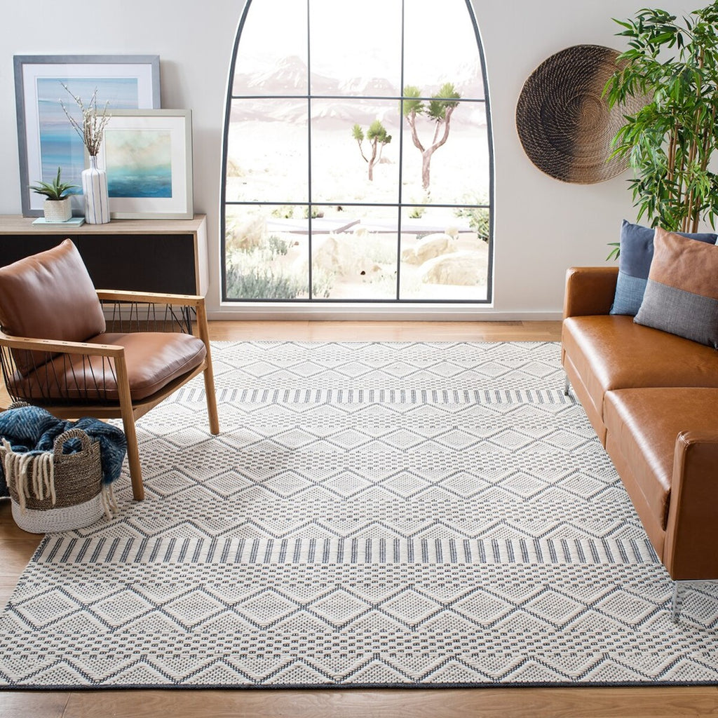 Safavieh Padding Martha Stewart Grey Area Rug; 4' x 6